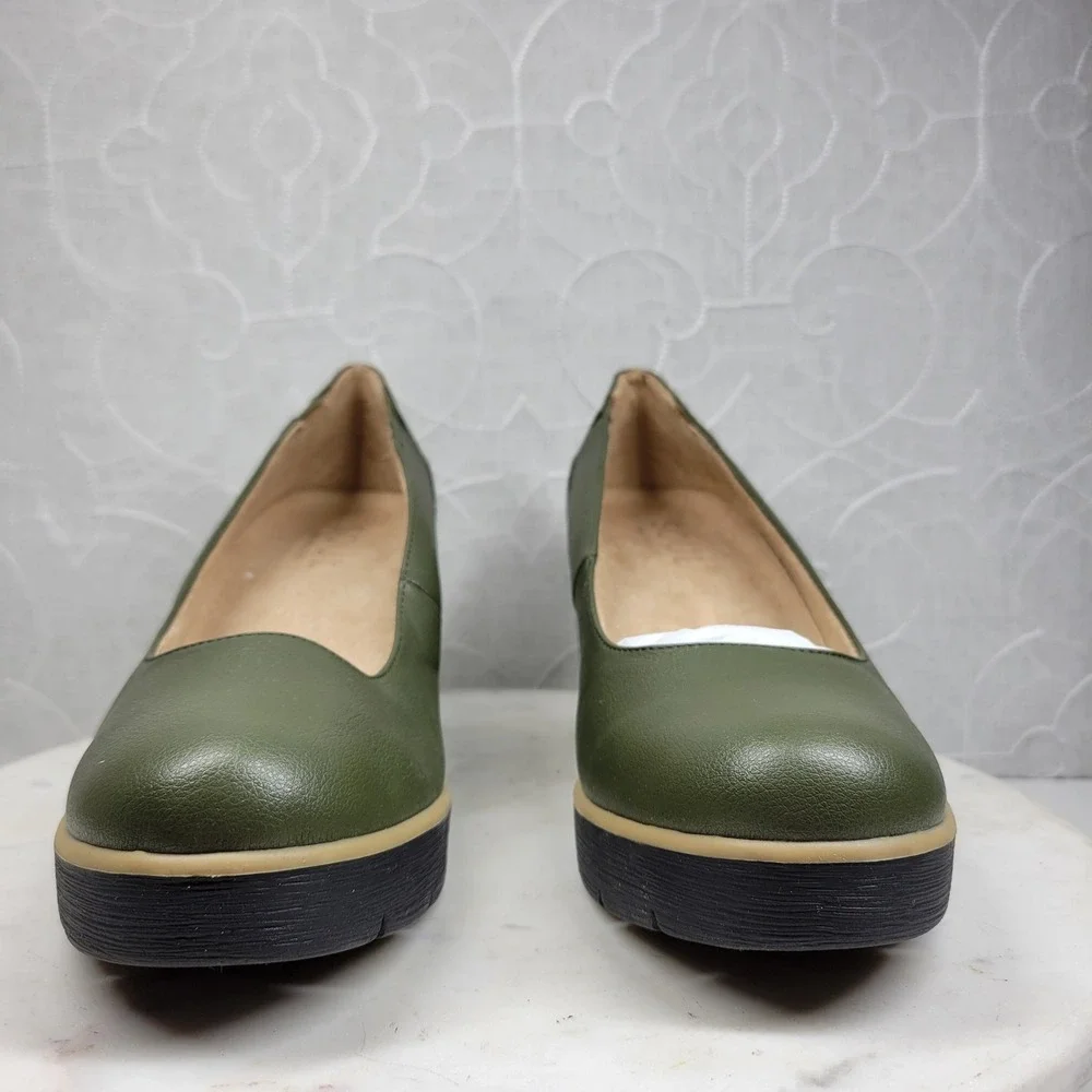 SOUL Naturalizer About Time Wedge Pumps 11M Olive Green Round Toe Comfort Casual